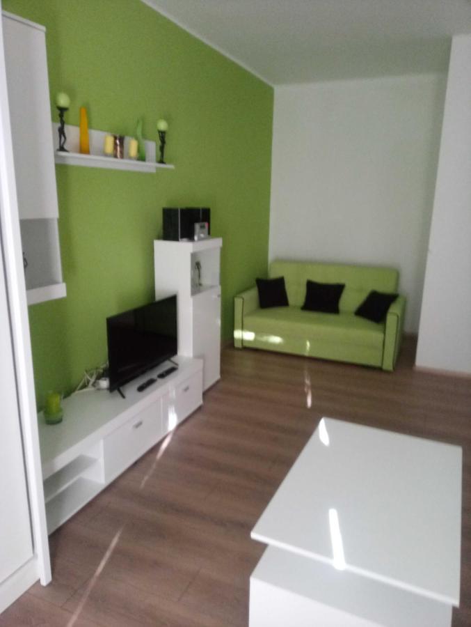 M&D Apartman Eger Extérieur photo
