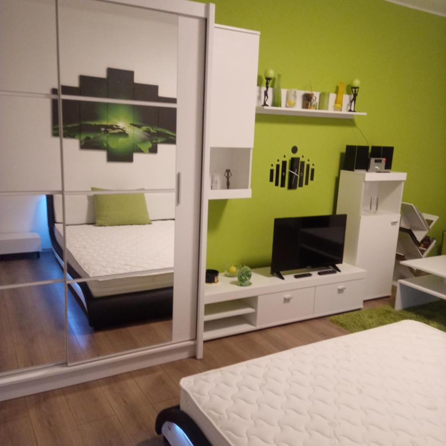 M&D Apartman Eger Extérieur photo