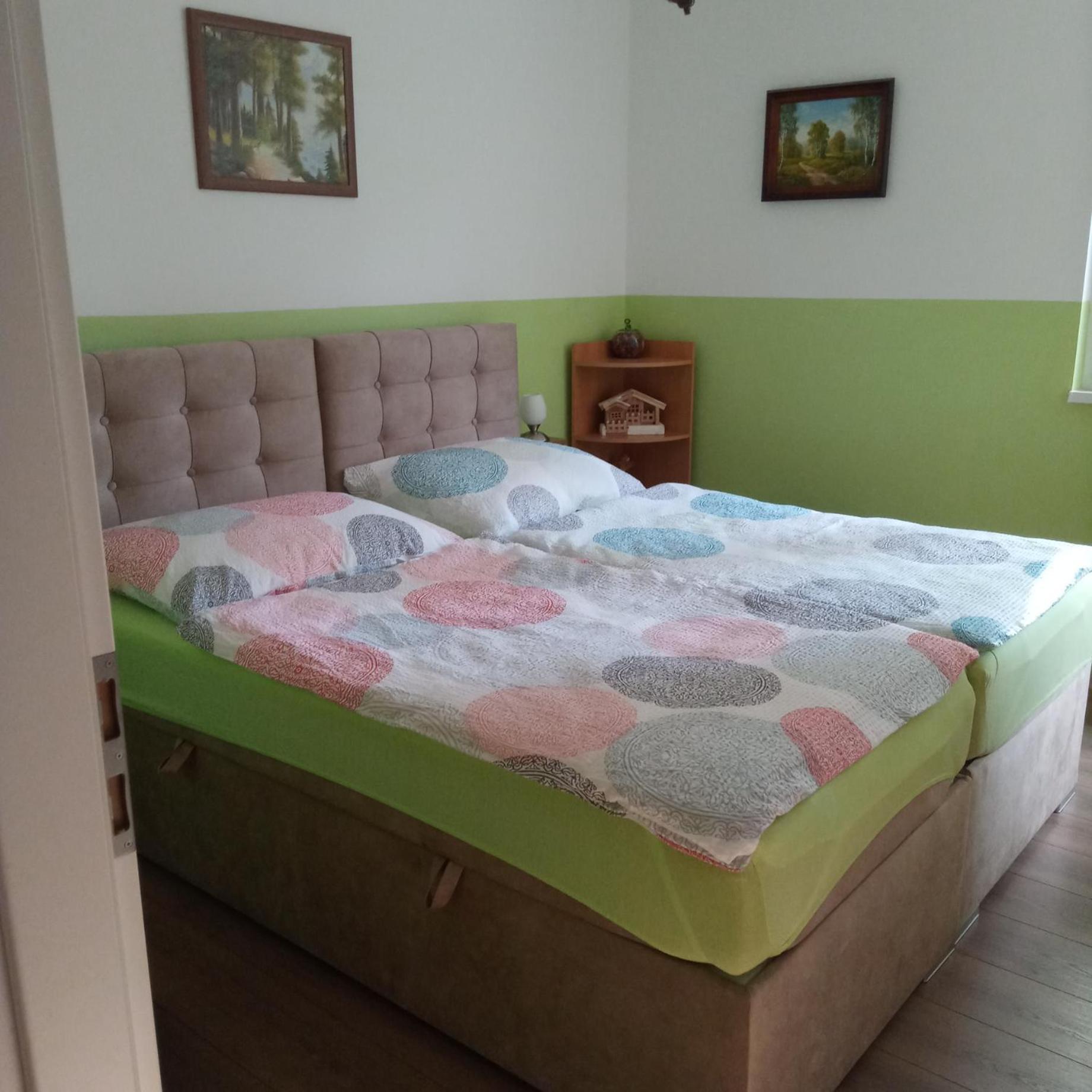 M&D Apartman Eger Extérieur photo